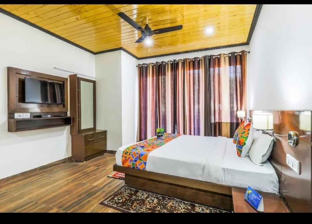 Hotel 7 Heavens موسوري المظهر الخارجي الصورة